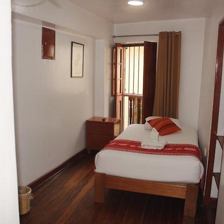 Hostal Turistico Illapa Cusco 119 Экстерьер фото